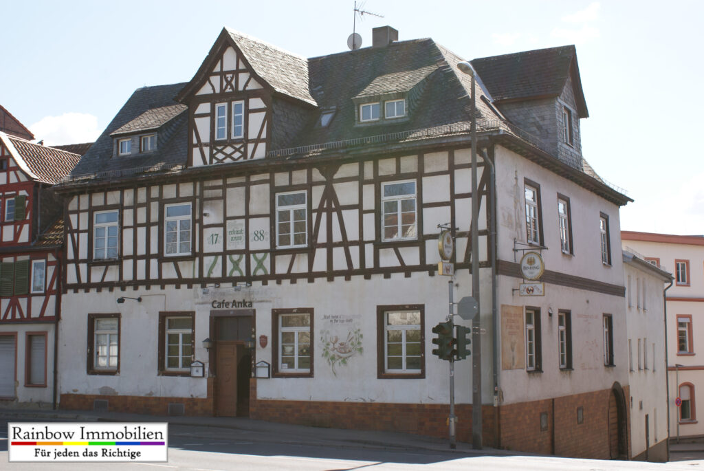Traditionsreiches Fachwerkhaus in guter Lage von Bad Kreuznach Traditionsreiches Fachwerkhaus in guter Lage von Bad Kreuznach
